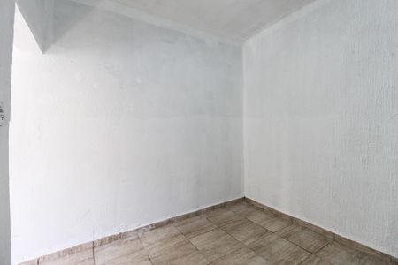 Quarto de casa para alugar com 1 quarto, 56m² em Jardim das Camelias, São Paulo