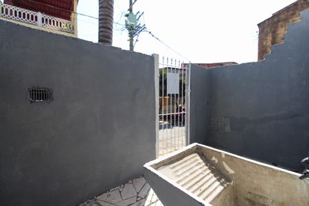 Casa para alugar com 56m², 1 quarto e sem vagaÁrea de Serviço