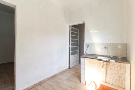 Sala/Cozinha de casa para alugar com 1 quarto, 56m² em Jardim das Camelias, São Paulo