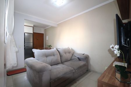 Sala de apartamento à venda com 2 quartos, 78m² em Vila Luzita, Santo André