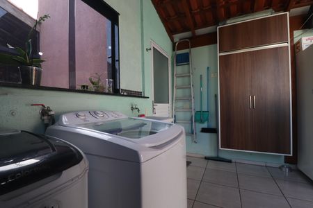 Apartamento à venda com 78m², 2 quartos e 1 vagaÁrea de Serviço