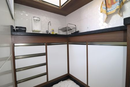 Apartamento à venda com 78m², 2 quartos e 1 vagaCozinha