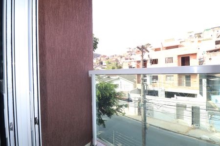 Apartamento à venda com 78m², 2 quartos e 1 vagaVaranda Quarto 1