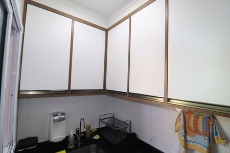 Apartamento à venda com 78m², 2 quartos e 1 vagaCozinha