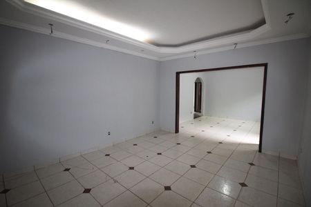 Sala de casa para alugar com 4 quartos, 450m² em Diamante, Belo Horizonte
