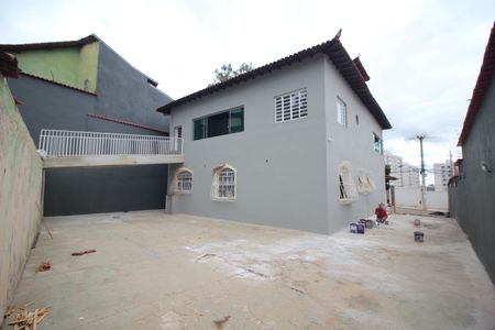 Casa à venda com 450m², 4 quartos e 6 vagasQuintal