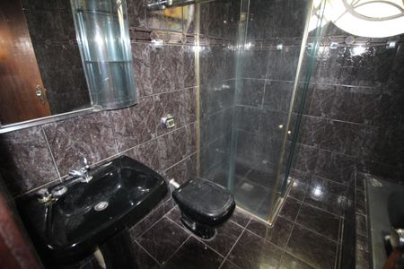 Casa à venda com 450m², 4 quartos e 6 vagasBanhero da Suíte