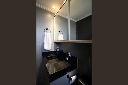 Apartamento à venda com 190m², 2 quartos e 3 vagasBanheiro suíte 1