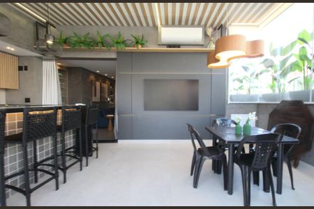 Apartamento à venda com 190m², 2 quartos e 3 vagasTerraço Gourmet