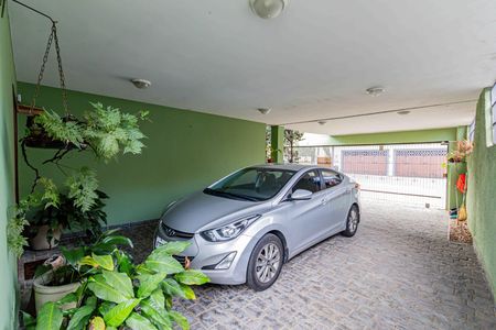 Casa para alugar com 460m², 3 quartos e 4 vagas Casa para alugar com 460m², 3 quartos e 4 vagasGaragem