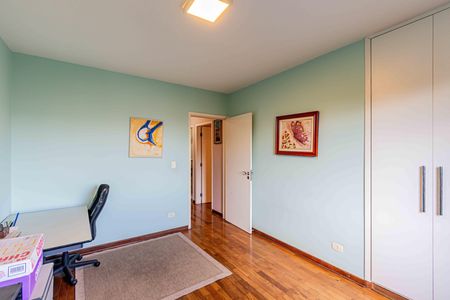 Casa para alugar com 460m², 3 quartos e 4 vagas Casa para alugar com 460m², 3 quartos e 4 vagasQuarto 02