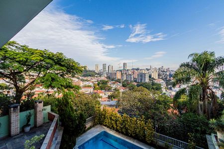 Vista de casa para alugar com 3 quartos, 460m² em Vila Romana, São Paulo