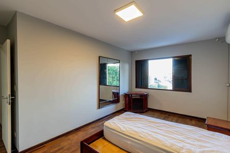 Casa para alugar com 460m², 3 quartos e 4 vagas Casa para alugar com 460m², 3 quartos e 4 vagasSuite