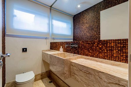 Casa para alugar com 460m², 3 quartos e 4 vagas Casa para alugar com 460m², 3 quartos e 4 vagasLavabo