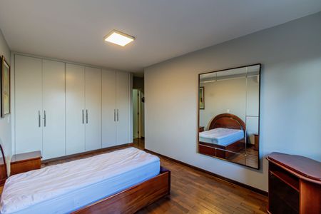Casa para alugar com 460m², 3 quartos e 4 vagas Casa para alugar com 460m², 3 quartos e 4 vagasSuite