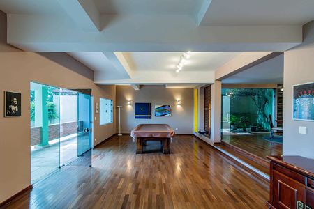 Casa para alugar com 460m², 3 quartos e 4 vagas Casa para alugar com 460m², 3 quartos e 4 vagasSalão