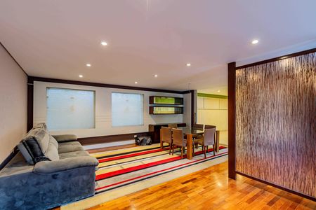 Sala de casa para alugar com 3 quartos, 460m² em Vila Romana, São Paulo