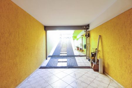 Casa à venda com 110m², 3 quartos e 4 vagas Casa à venda com 110m², 3 quartos e 4 vagasGaragem