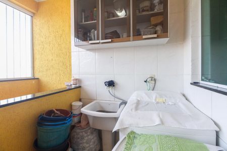 Casa à venda com 110m², 3 quartos e 4 vagas Casa à venda com 110m², 3 quartos e 4 vagasÁrea de Serviço