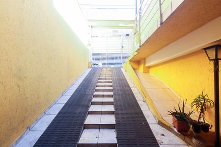 Casa à venda com 110m², 3 quartos e 4 vagas Casa à venda com 110m², 3 quartos e 4 vagasGaragem