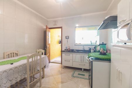 Casa à venda com 110m², 3 quartos e 4 vagas Casa à venda com 110m², 3 quartos e 4 vagasCozinha