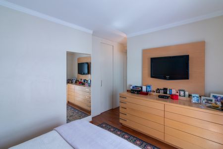 Apartamento à venda com 158m², 3 quartos e 3 vagasSuíte 3