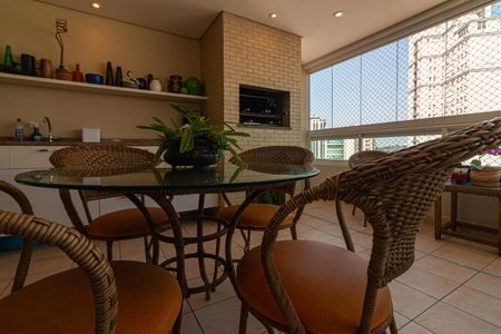 Varanda da Sala de apartamento à venda com 3 quartos, 158m² em Indianópolis, São Paulo