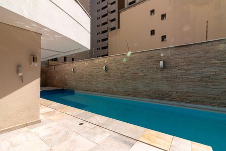 Apartamento à venda com 158m², 3 quartos e 3 vagasÁrea comum - Piscina