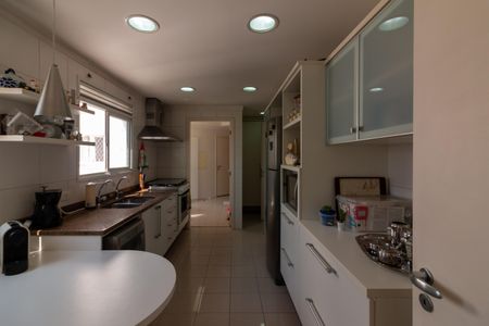 Apartamento à venda com 158m², 3 quartos e 3 vagasCozinha