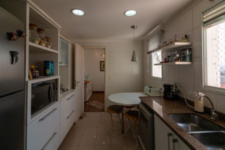 Apartamento à venda com 158m², 3 quartos e 3 vagasCozinha