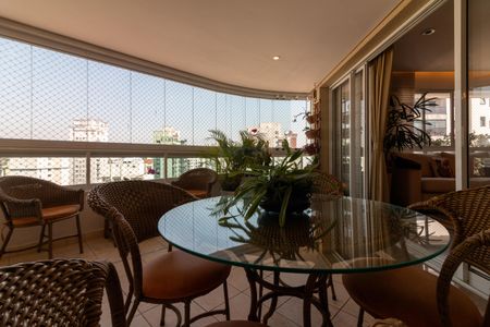 Apartamento à venda com 158m², 3 quartos e 3 vagasVaranda da Sala