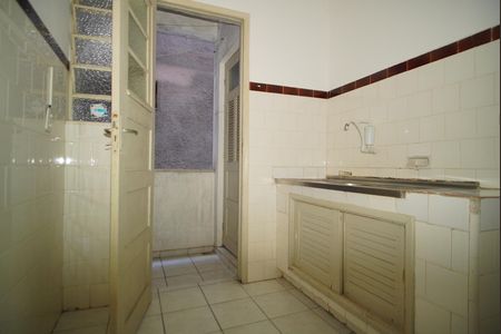 Cozinha de apartamento para alugar com 2 quartos, 62m² em Petrópolis, Porto Alegre