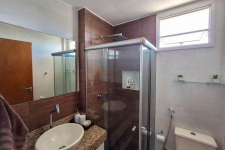 Apartamento à venda com 173m², 3 quartos e 2 vagasBanheiro social 2