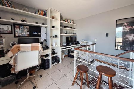 Apartamento à venda com 173m², 3 quartos e 2 vagasEscritório