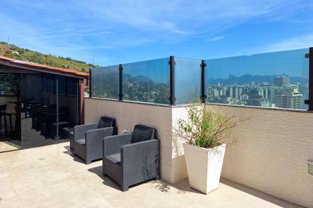 Apartamento à venda com 173m², 3 quartos e 2 vagasCobertura