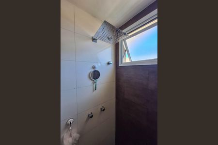 Apartamento à venda com 173m², 3 quartos e 2 vagasBanheiro da Suíte