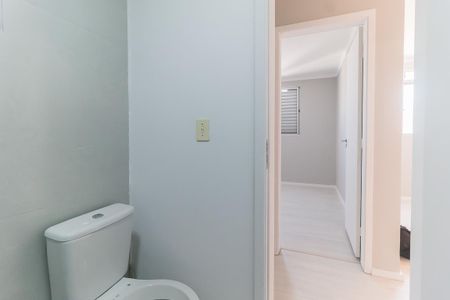 Apartamento para alugar com 47m², 2 quartos e 1 vaga Apartamento para alugar com 47m², 2 quartos e 1 vagaBanheiro