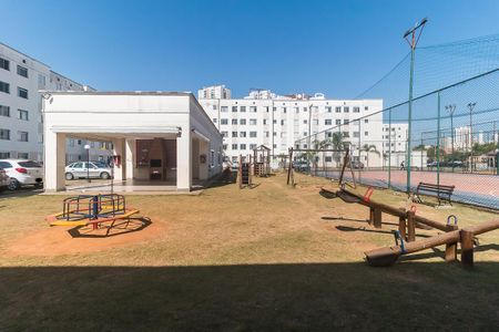 Apartamento para alugar com 47m², 2 quartos e 1 vaga Apartamento para alugar com 47m², 2 quartos e 1 vagaÁrea comum - Playground