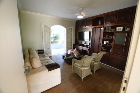 Casa para alugar com 800m², 5 quartos e 10 vagasSuíte 4