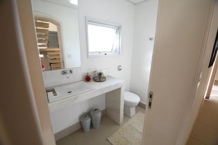 Casa para alugar com 800m², 5 quartos e 10 vagasLavabo