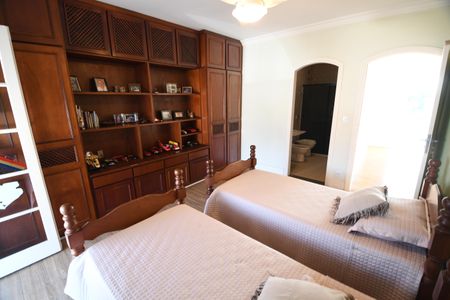 Casa para alugar com 800m², 5 quartos e 10 vagasSuíte 2