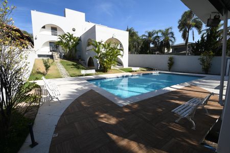 Casa para alugar com 800m², 5 quartos e 10 vagasPiscina