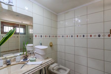 Casa à venda com 230m², 3 quartos e 1 vaga Casa à venda com 230m², 3 quartos e 1 vagaBanheiro da Suíte