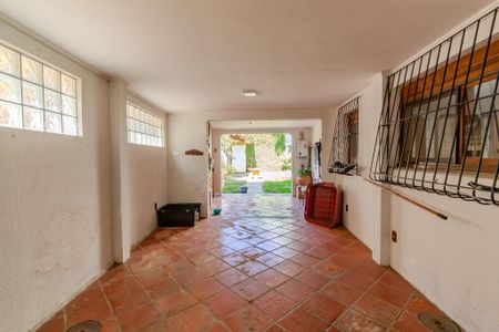 Casa à venda com 230m², 3 quartos e 1 vaga Casa à venda com 230m², 3 quartos e 1 vagaGaragem