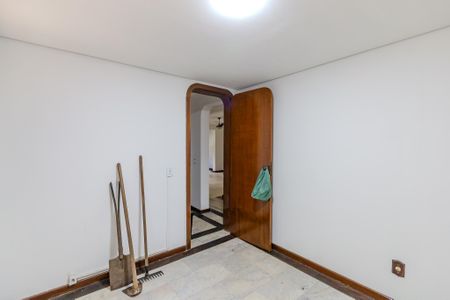 Casa à venda com 230m², 3 quartos e 1 vaga Casa à venda com 230m², 3 quartos e 1 vagaQuarto de Serviço