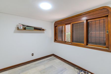 Casa à venda com 230m², 3 quartos e 1 vaga Casa à venda com 230m², 3 quartos e 1 vagaQuarto de Serviço