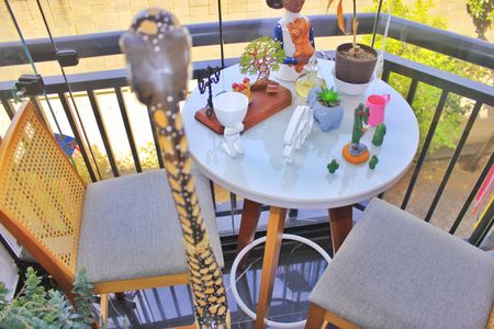 Apartamento à venda com 60m², 2 quartos e 1 vagaVaranda