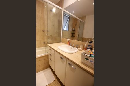 Apartamento para alugar com 425m², 4 quartos e 4 vagasBanheiro da Suíte 4