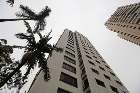 Apartamento para alugar com 425m², 4 quartos e 4 vagasFachada