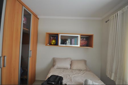 Apartamento à venda com 78m², 3 quartos e 2 vagasQuarto 2